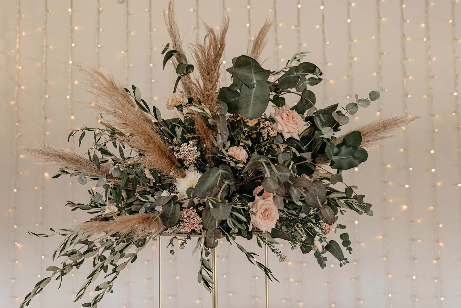 wedding flower arrangement blush boho style